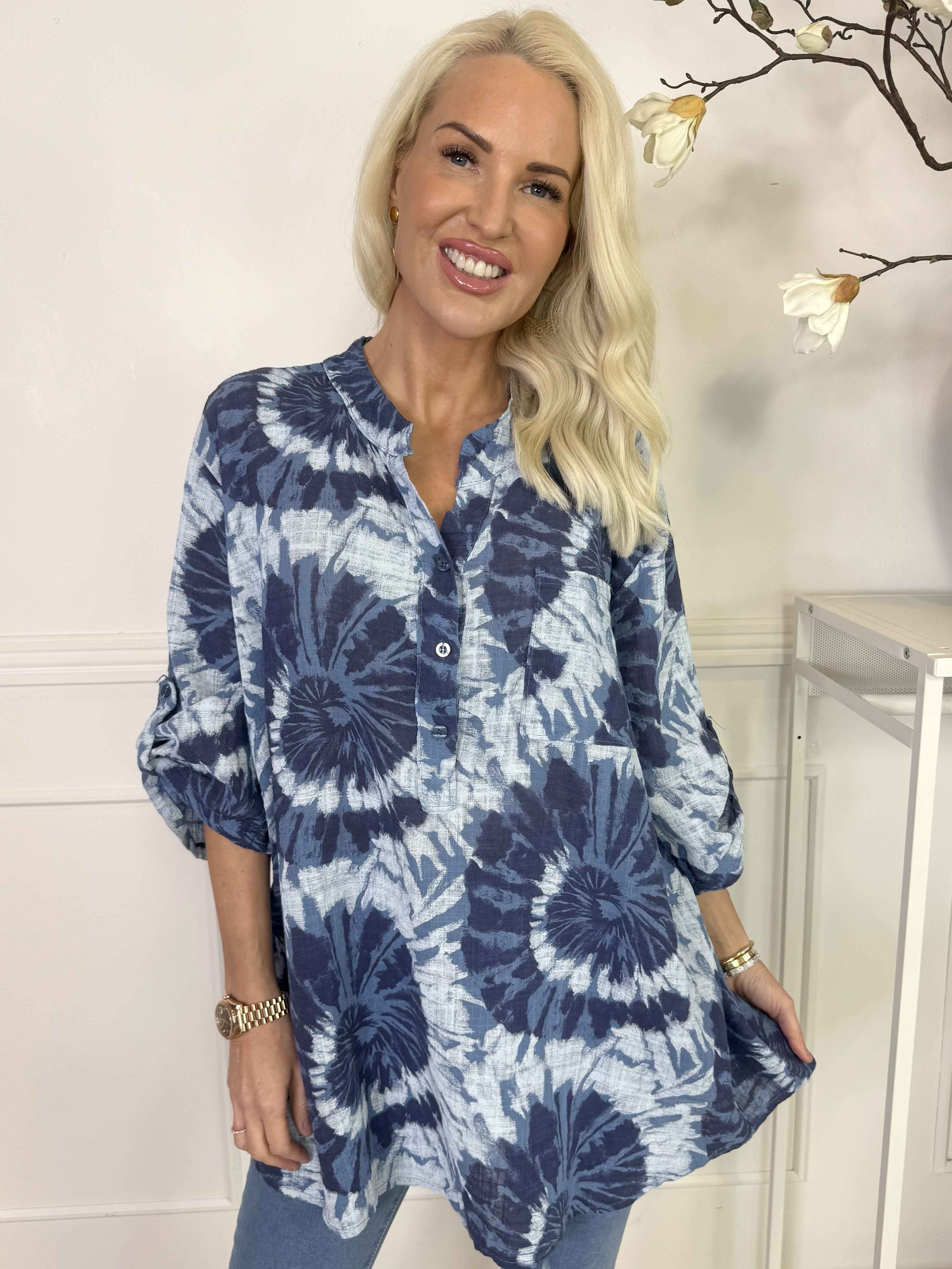 Akella - Mönstrad skjorta i ljust bomullstyg